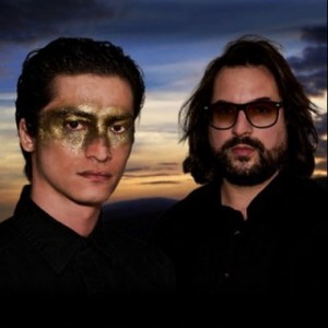 ET-On-The-Beach-320x320